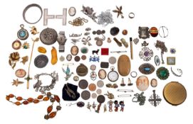 A collection of miscellaneous costume jewellery and related items.