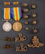 A WWI pair to '941 Gnr A V Lowe HAC-ART',