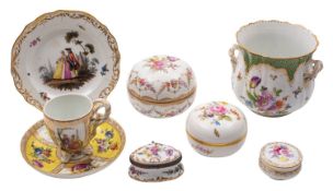A mixed lot of Continental porcelain including a late Meissen box and cover painted with flowers