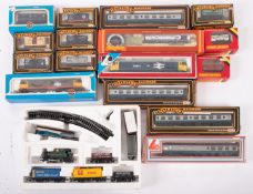 A collection of HO/OO gauge to including Lima 50043, a Buffet coach, Airfix, A1A-Class31/4 Diesel,
