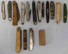 A Victorian silver and mother of pearl fruit knife, maker Hilliard & Tomason, Birmingham, 1861,