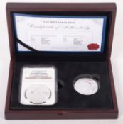 A Brittania pair boxed set, silver proof 2015 and 2016.