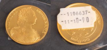 A 'Maria Theresia' 100 ECU Belgian gold coin, dated 1989, diameter ca. 3.