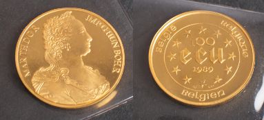 A 'Maria Theresia' 100 ECU Belgian gold coin, dated 1989, diameter ca. 3.