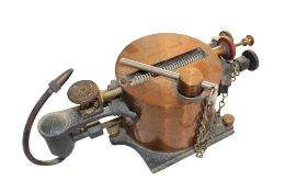A Limelight Illuminant, maker Mason de la Bonne Presse, Paris No. 1130. A complex mechanism for