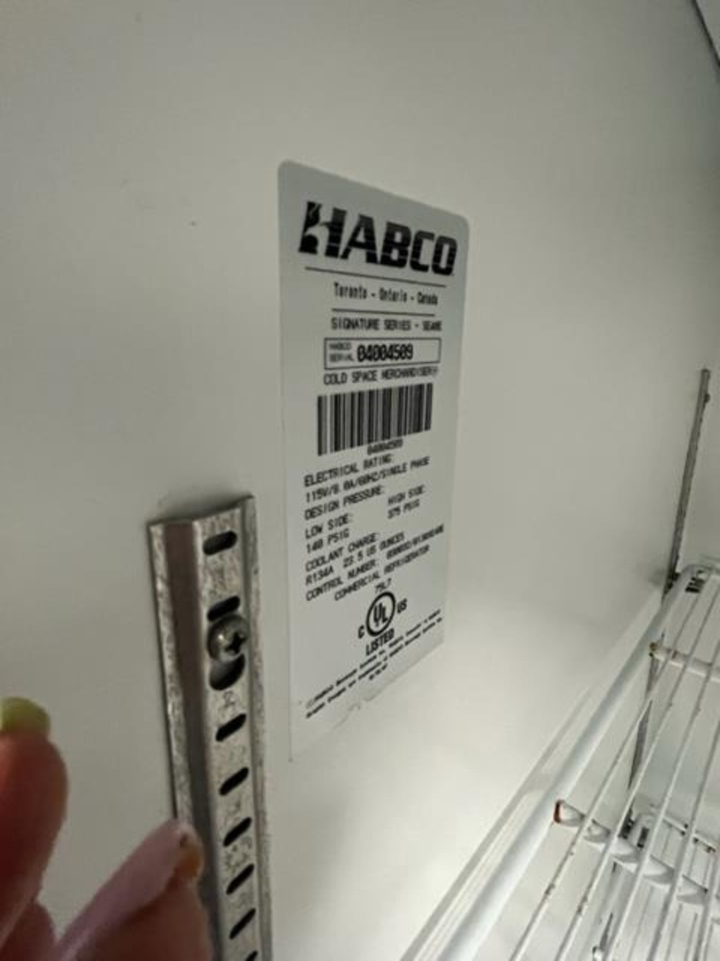 Réfrigérateur HABCO, 2-Portes, 48'' x 30'', (NOTE: Manque Plaque Kick Plate) - Image 2 of 3