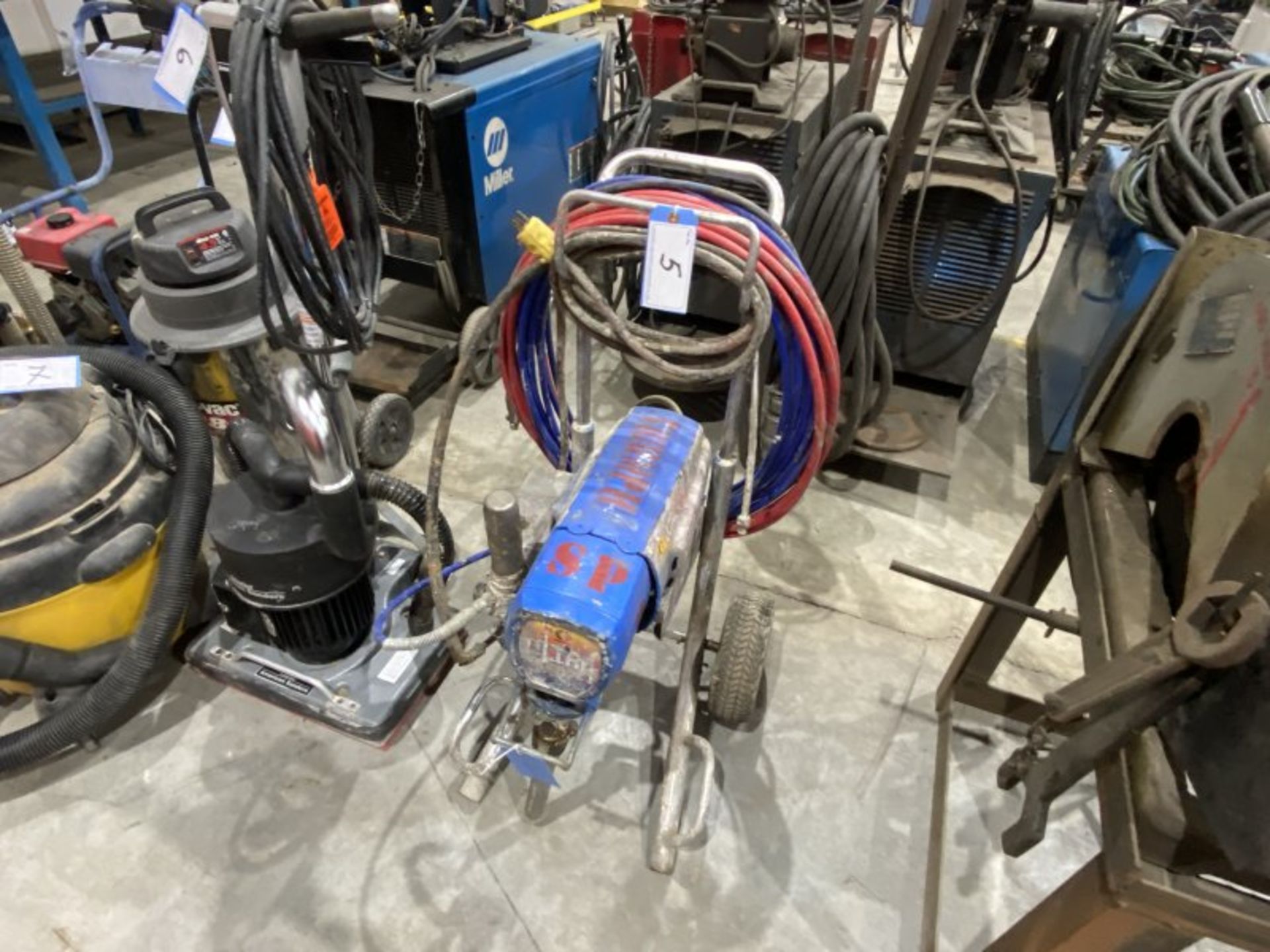 GRACO ULTRA AIRLESS PAINT SPRAYER
