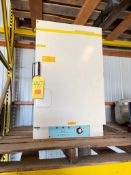 Blue M Dry Type Bacteriological Incubator - Rigging Fees: $100