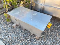 Approximately 75 Gallon Rectangular S/S Tank with Lid - Rigging Fees: $400