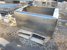 Stainless Steel Craft 200 Gallon Rectangular S/S Tank - Rigging Fees: $150