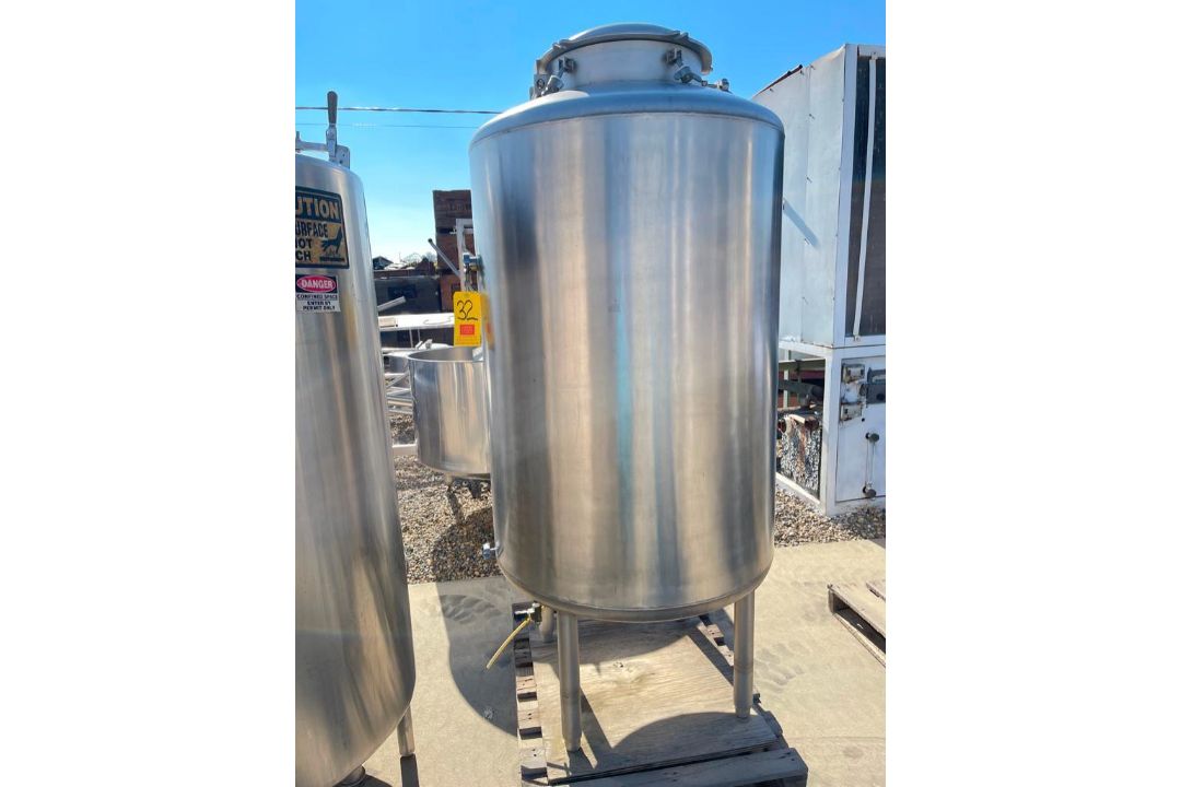 Approximately 100 Gallon Vertical Dome-Top S/S Tank - Rigging Fees: $150 - Image 1 of 2