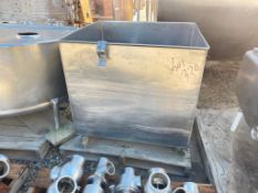 Approximately 150 Gallon Rectangular S/S Tank - Rigging Fees: $100
