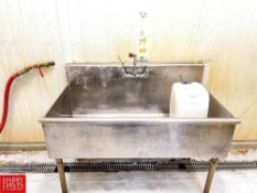 S/S Sink with Backsplash, Dimensions = 28