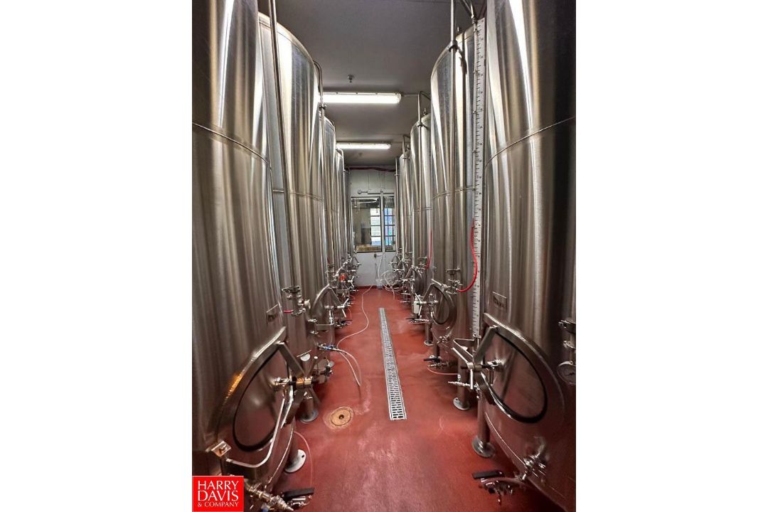 2016 JVNW 20 Barrel Serving Tanks (Subject to Bulk Bid) - Rigging Fee: $3,500