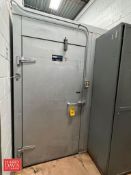 Amerikooler Walk-In Cooler with 2-Fan Evaporative Condenser and Metro Racks, Dimensions = 190