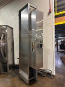 S/S Case Elevator, 123