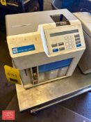 YSI 2700 Select Biochemistry Analyzer - Rigging Fee: $50