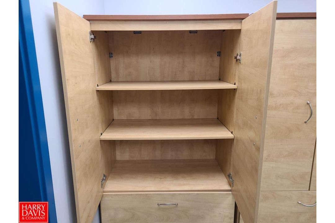 Cabinet - Rigging Fee: $150 - Image 2 of 2