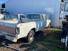 White Pick Up Truck (LOCATED IN ATWATER, CA)