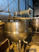 Aprox. 100 Gal. Kettle with Scrape Surface and Baffles (Located Glouster, OH) Athens County