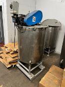 Used approximately 100 gallon stainless steel vertical tank. Approximately 30
