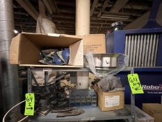 BOX OF HALOGEN REPLACEMENT BULBS, GREY GOOSE BAR SERVICE CARAFE CARRIER