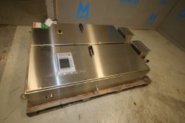 Panel Master 5' H x 4' W x 12