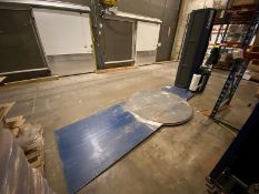 2017 LANTECH STRETCH WRAPPER, M/N Q300, S/N QM051180, 120 VOLTS, 1 PHASE (LOCATED IN CALLERY, PA)