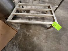 DUNNAGE RACK