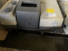 Thermo Nicolet Nexus 470 FT-IR-ESP Spectrometer Thermo Nicolet Nexus 470 FT-IR-ESP Spectrometer