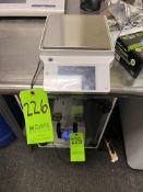 METTLER TOLEDO BENCHTOP SCALE, MODEL ME1002T/00, S/N C129180445