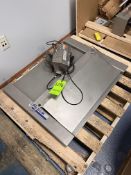 METTLER TOLEDO S/S FLOOR SCALE WITH DIGITAL READOUT, MODEL IND560 HARSH
