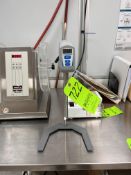 COLE PARMER COUNTERTOP DIGITAL MIXER, MODEL 50006-01, S/N 250CP30719