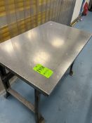 STAINLESS STEEL TABLE DIMENSIONS APPROXIMATELY 48