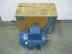 Weg 00718ET3E213TF3 7.5 HP NEMA Premium Motor Shaft Diameter: 1.375