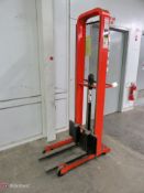 Presto M266 hydraulic lift cart, 1,000-Lb capacity