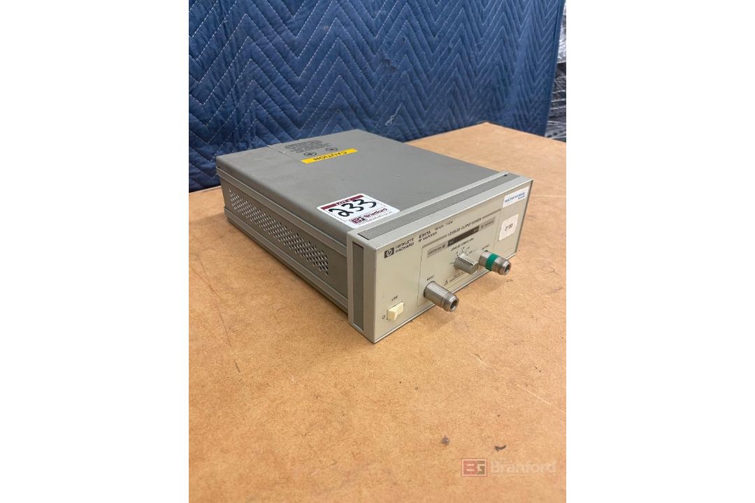 Hewlett Packard 8347A RF Amplifier - Image 2 of 4