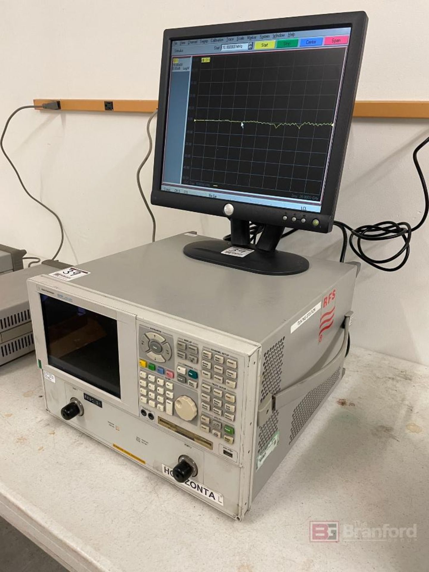 Agilent Technologies N5230A PNA Series Network Analyzer - Image 2 of 3