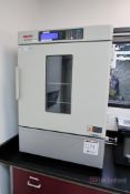 Sanyo MIR-154 Incubator