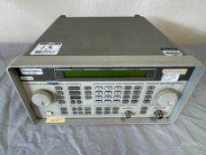 HP 8648C Signal Generator