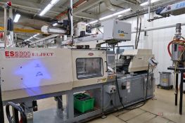 Nissei ES2000 120-Ton x 4.7-Oz Electric Injection Molding Machine w/ Robot