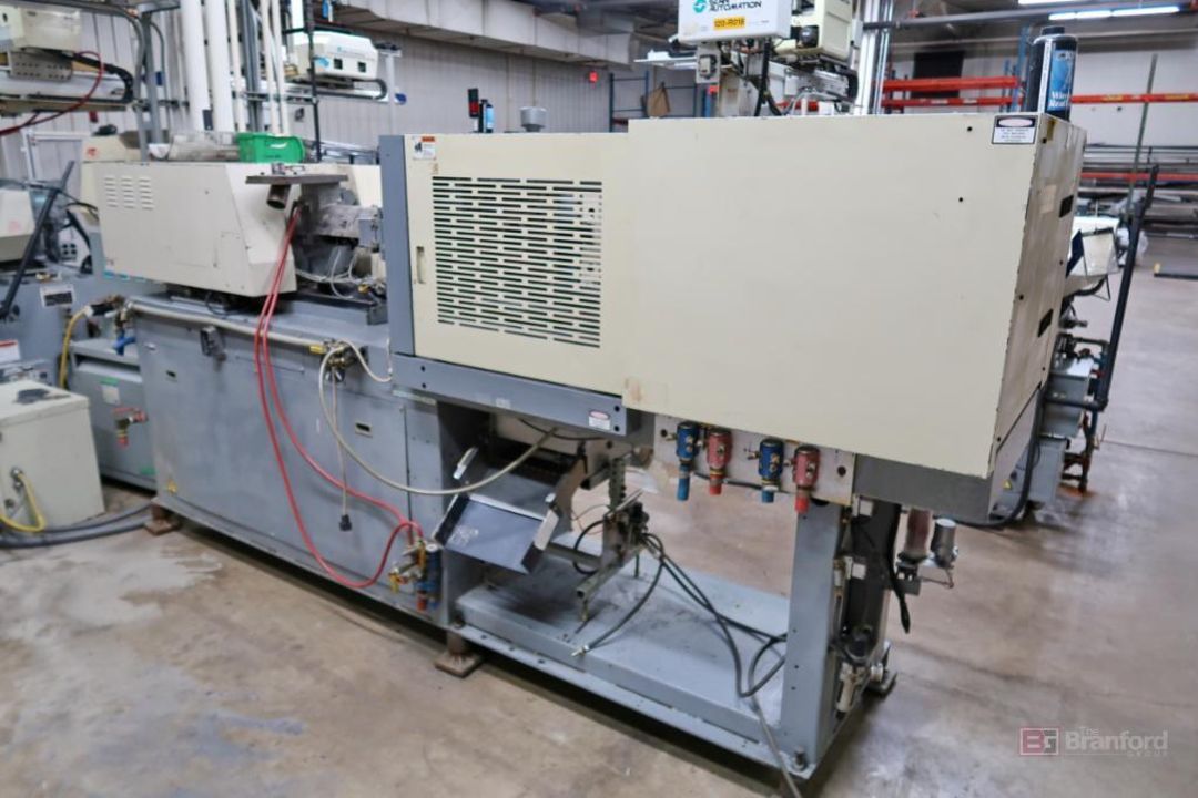 Nissei ES400 40-Ton x 2.2-Oz Electric Injection Molding Machine - Image 3 of 10