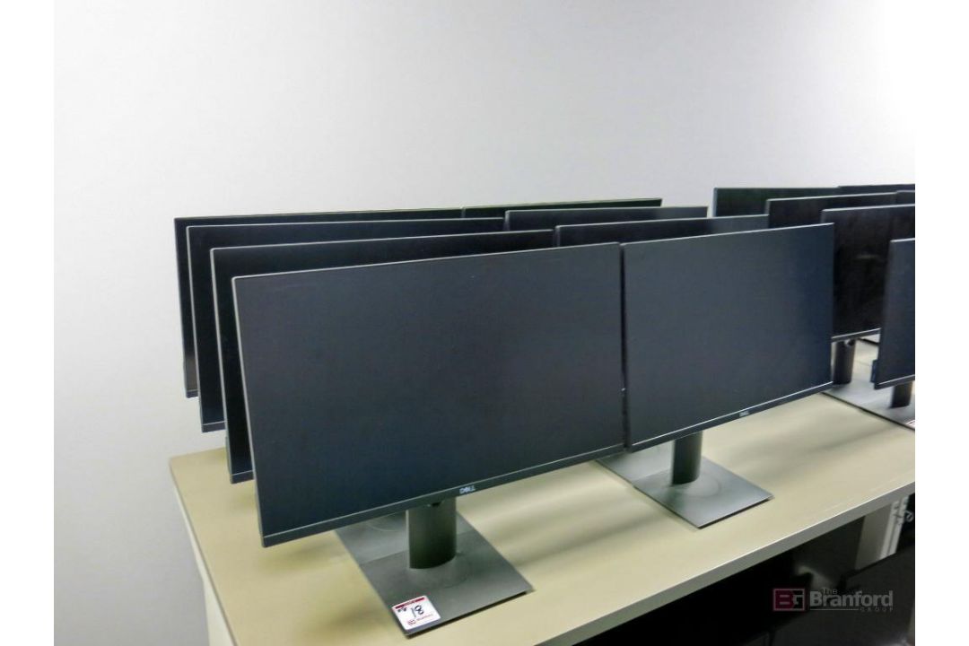 (8) Dell 24" Monitors