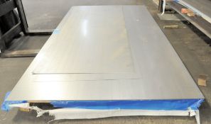 Lot-(5) 60