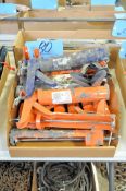 Lot-Caulk Guns in (1) Box