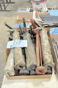 Lot-Caulk Guns in (1) Box