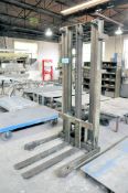 Raymond Electric/Hydraulic Lift Cart, 72
