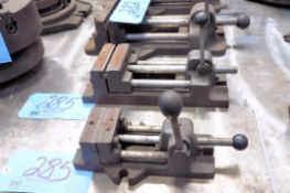 Lot-(1) 4