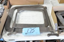 Lot-(1) 12