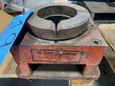 Oversize Die Holder 50-Ton Max.